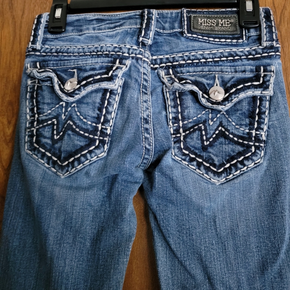 Miss Me Irene bootcut size 25